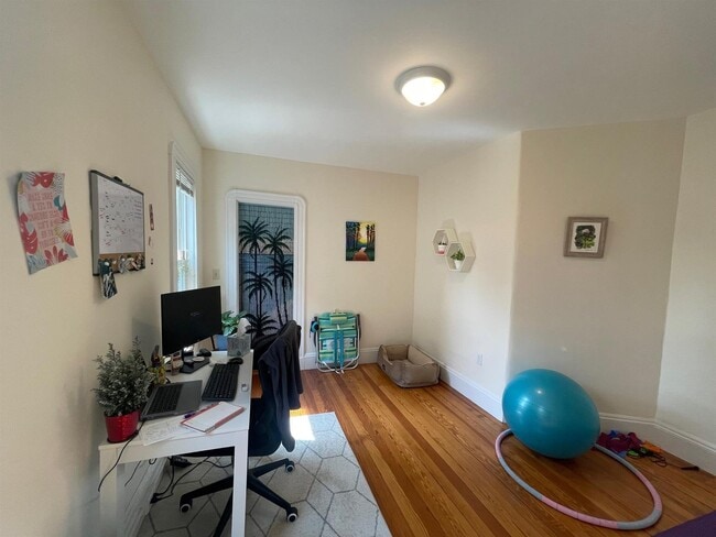Photo - 10 Chandler St Unit 2