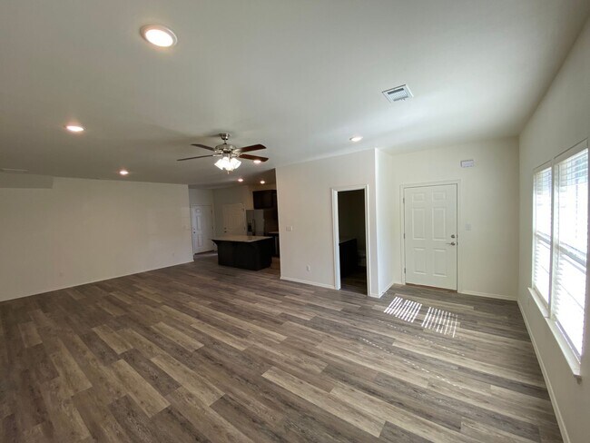 Photo - 916 S Amarillo Ave