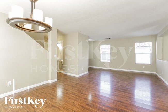 Photo - 11035 Calder Ave