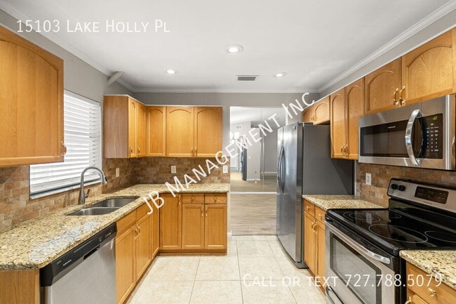 Photo - 15103 Lake Holly Pl