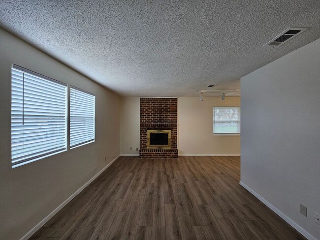 Photo - 2203 Wheeler Cir Unit 2203 Wheeler Cir -  B