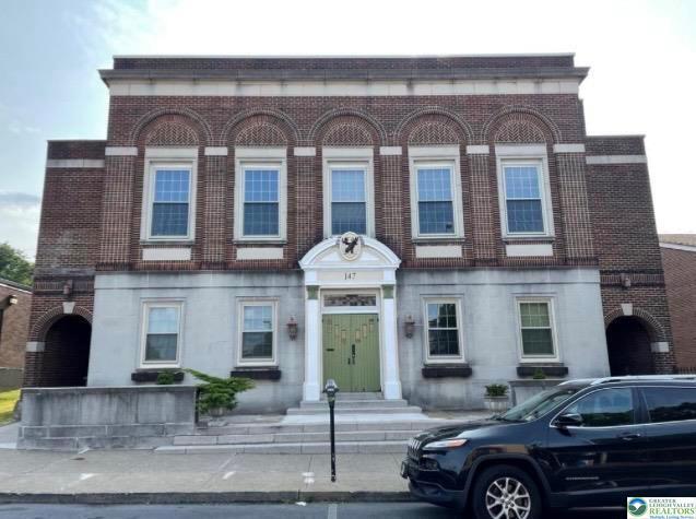 Photo - 143 S 4th St