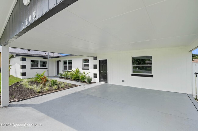 Photo - 1108 Vineland St