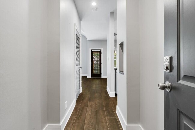 Photo - 240 Renaissance Pkwy NE Unit 214