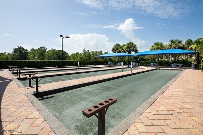 Building Photo - 6770 Pennyroyal Dr Rental