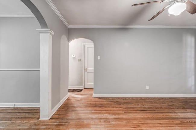 Photo - 373 S Fenwick Rd