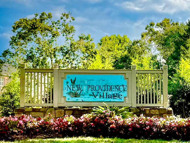 Building Photo - 7753 New Providence Dr