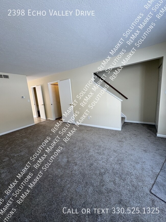 Photo - 2398 Echo Valley Dr