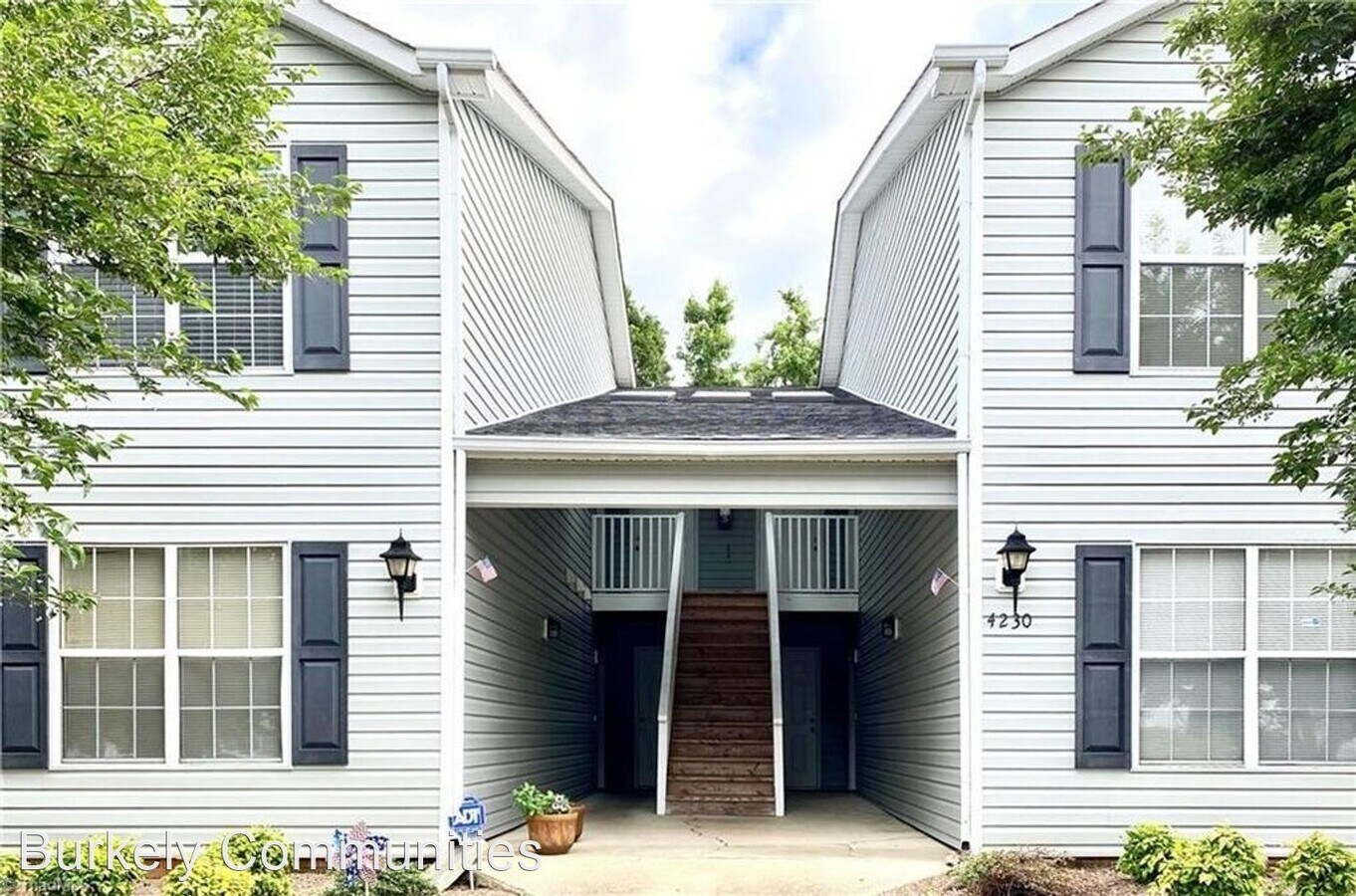 2 br, 2 bath House 4230D Edith Ln. Rental House Rental in