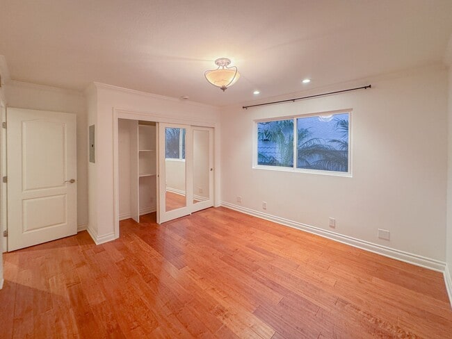 Photo - Beautiful 3 Beds 2 Baths Townhome in  Hermosa Beach