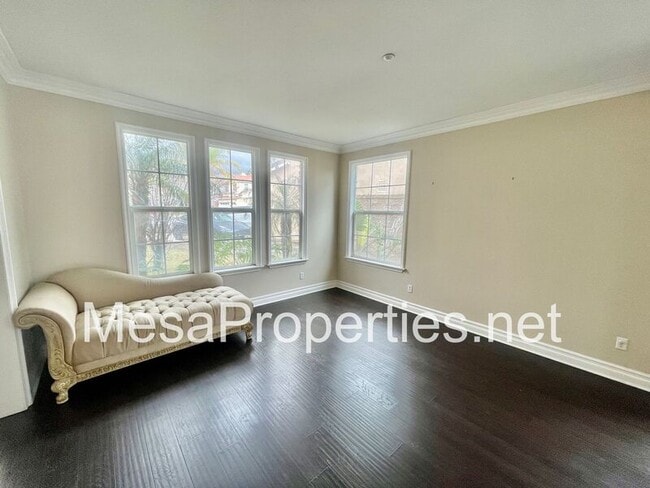 Photo - 15471 American Way