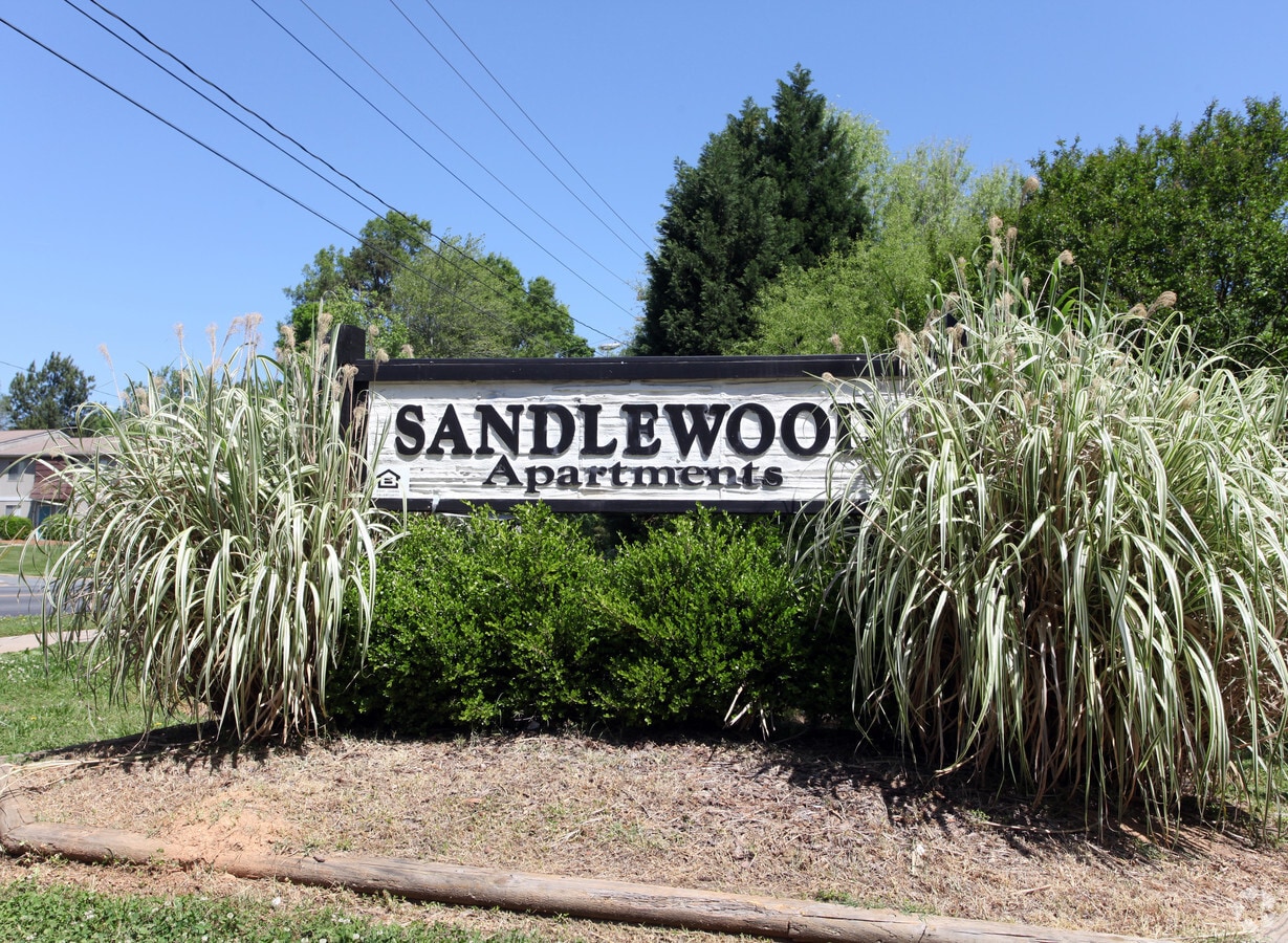 Heritage Park Apartments - Heritage Park Apartments