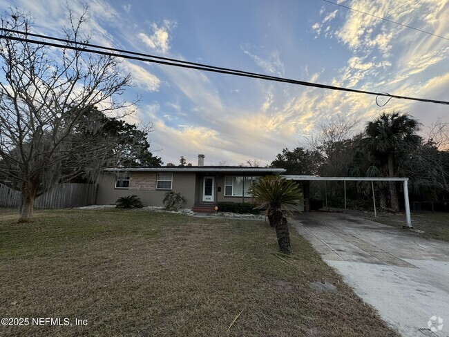 Building Photo - 6006 Cedar Hills Blvd Rental