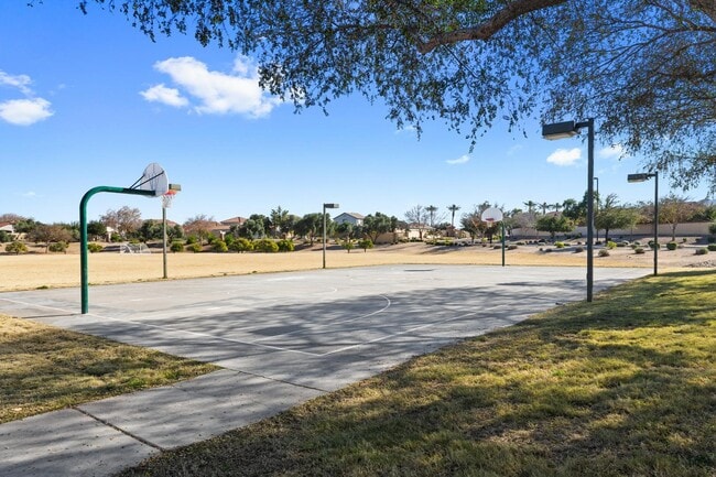 Photo - 3846 E Palmer St