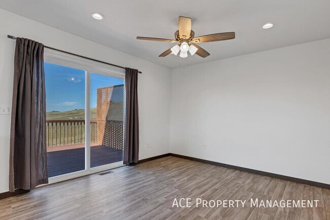 Photo - 1740 Harmony Heights Ln