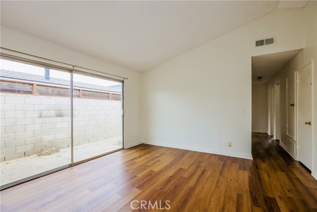Photo - 8461 Lomond Dr