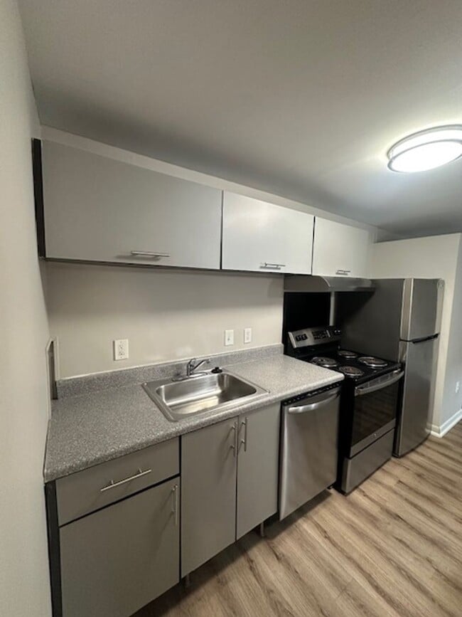 Photo - Walnut Manor Apartments