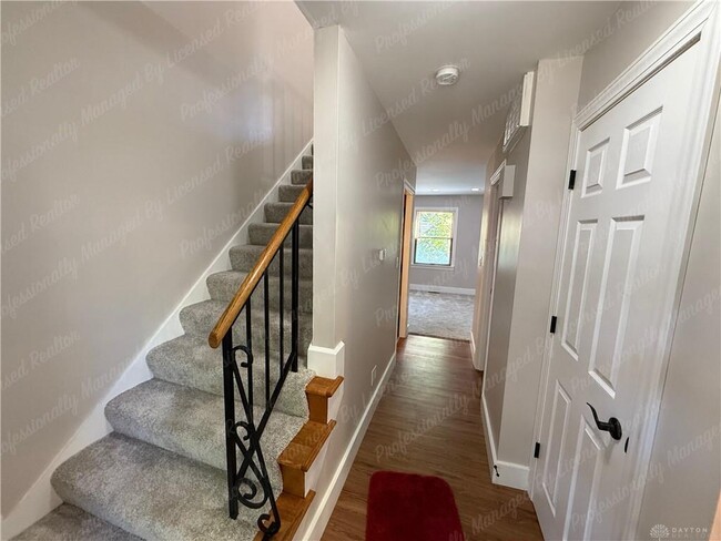 Photo - 2154 Willowgrove Ave