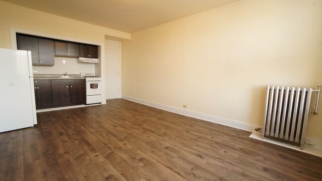 Photo - 2770 N Milwaukee Ave Unit 307