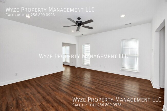 Photo - 1030 Highgrove Hts NW