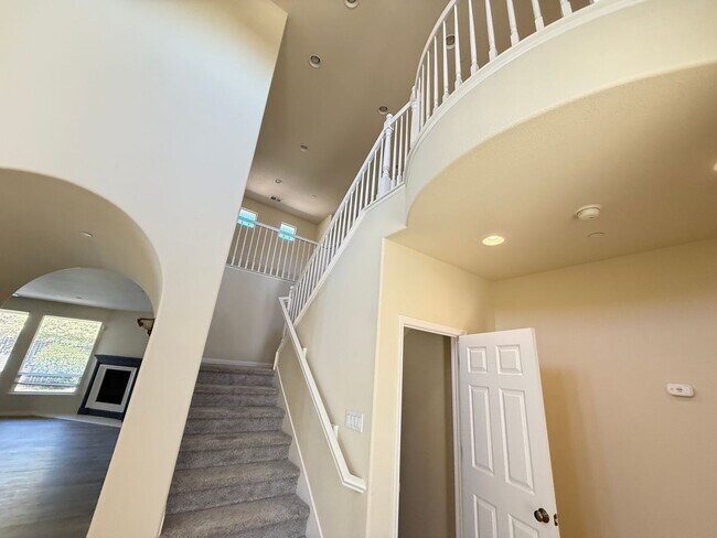 1456 Eaglesfield Ln