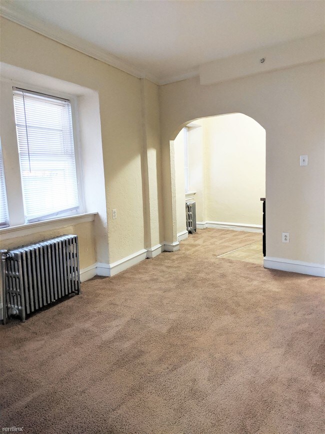 Photo - 4039 Chestnut St