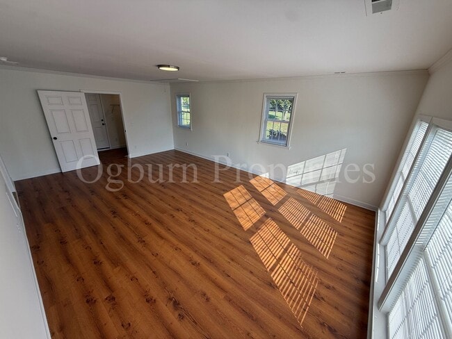 Photo - 1747 Piney Grv Rd