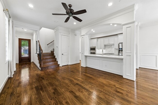 Photo - 1428 Alexander St