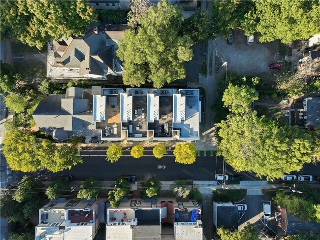 Photo - 785 Piedmont Ave NE