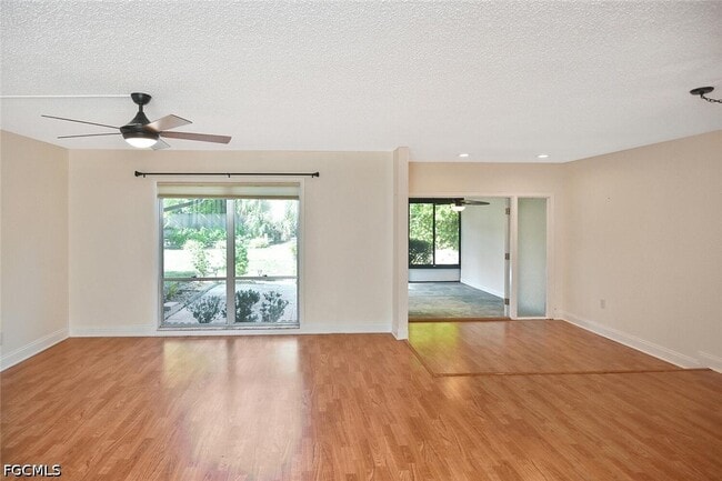 Photo - 4295 Island Cir Unit 2