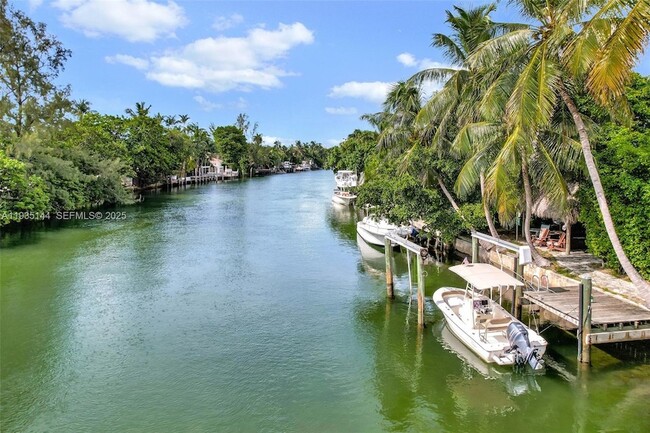 Building Photo - 4035 Meridian Ave Unit 103