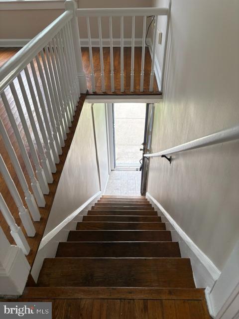 Photo - 2955 S Clinton Ave