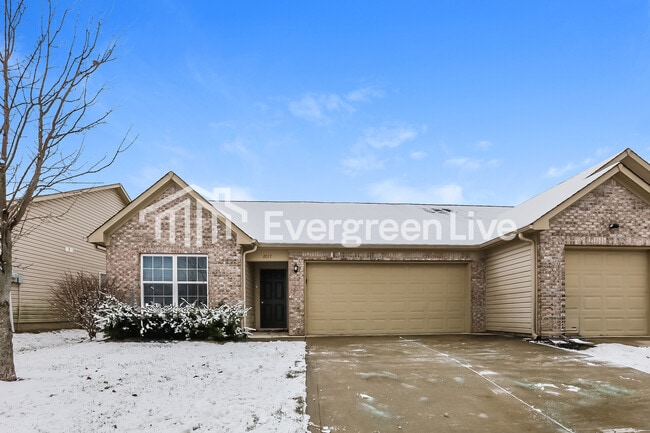 Building Photo - 2017 Lisa Walk Dr