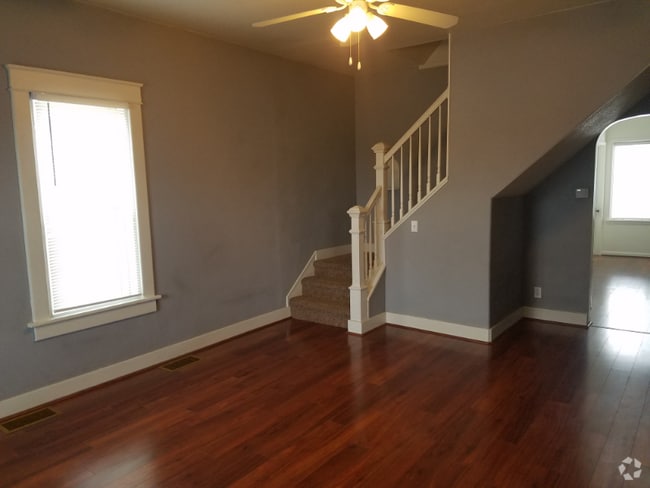 Building Photo - 125 S Denver Ave Rental