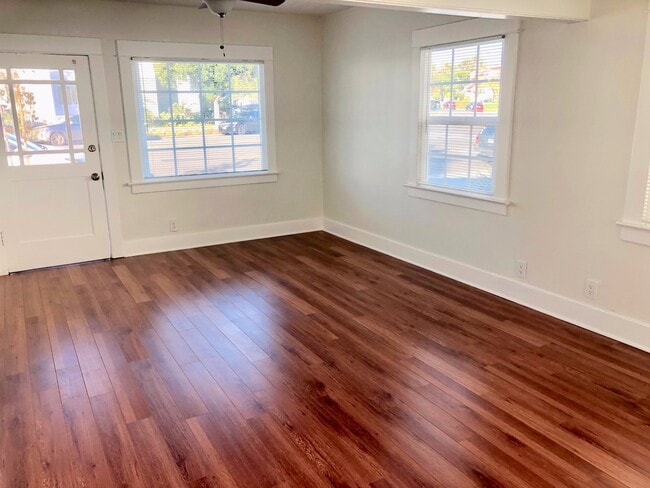 Photo - Gorgeous Completely Remodeled California Beach Bungalow w/Laundry+Backyard+Storage Near Beach