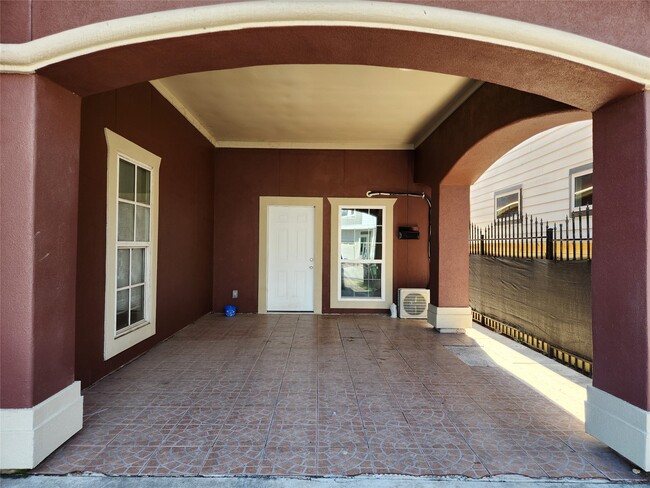 Photo - 5027 Creekmont Dr Unit Studio