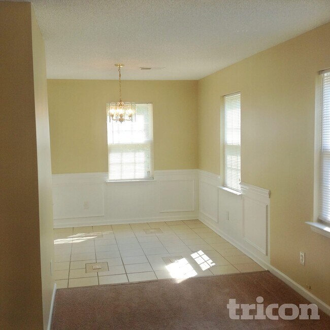 Photo - 6951 Silver Garden Ln