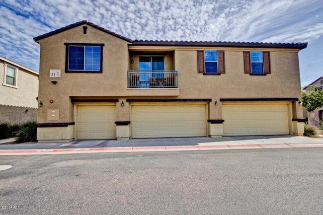 Photo - 1250 S Rialto Townhome