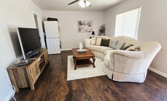 Photo - 3002 E McKinley St Unit 3