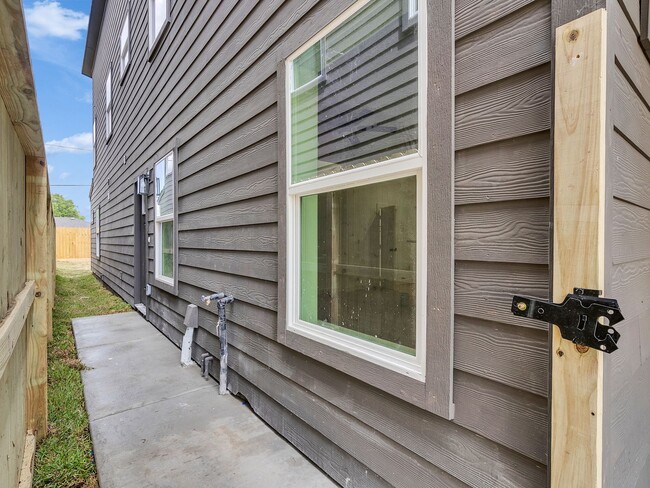 Photo - Modern 3BR Duplex – New Construction in Houston