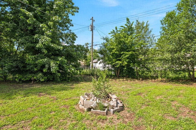 Photo - 4421 S Oak Ave