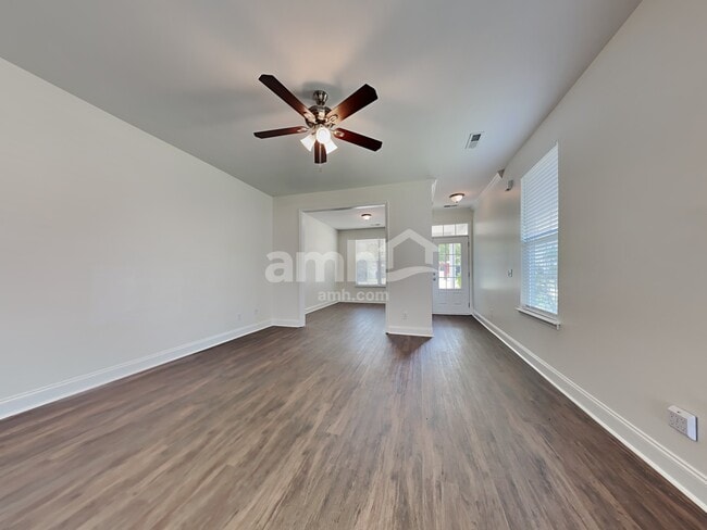 Photo - 310 Sanctuary Park Dr