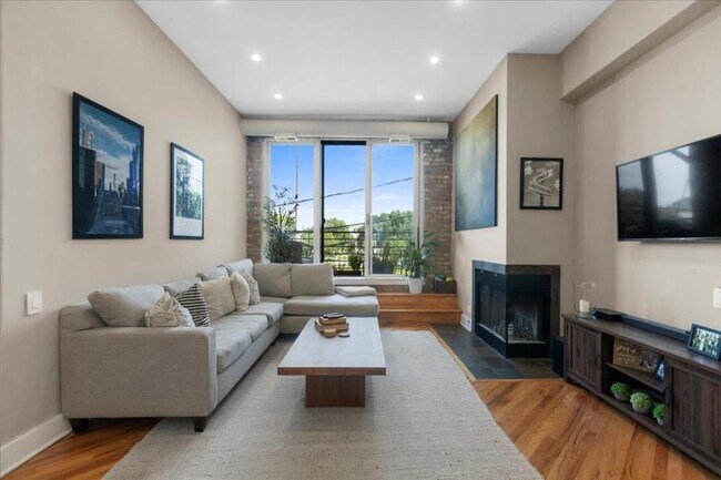 Photo - 2 bedroom in Chicago IL 60614 Unit 2D