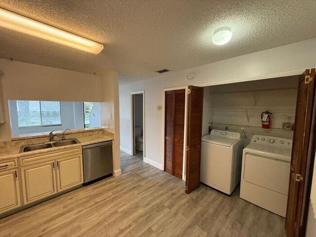 Photo - Gorgeous, Completely Remodeled 2/2.5 Condo in Sandlewood Creek- Winter Park!