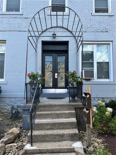 Photo - 310 Stratford Ave