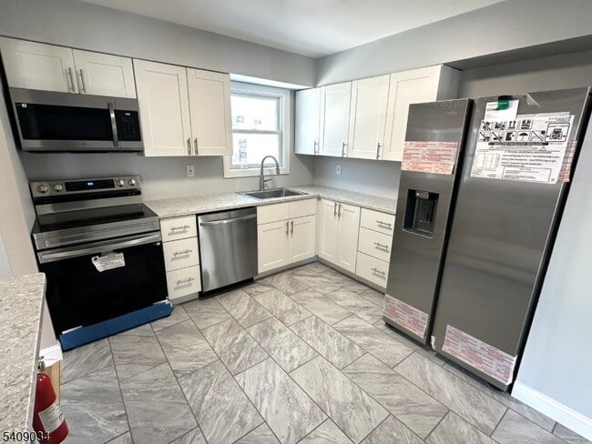 Photo - 28 Beardslee Hill Dr