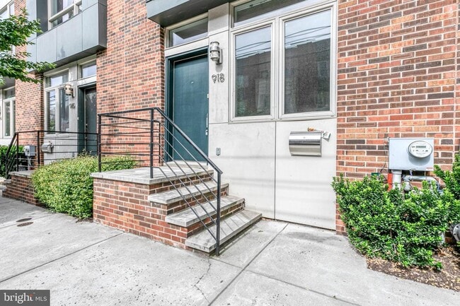 Photo - Northern Liberties Townhome with 2 Car Parking