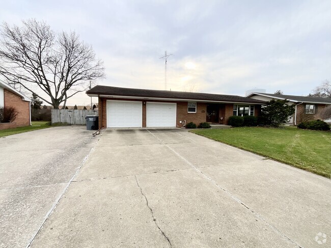 Building Photo - 308 S Veronica Ct Rental