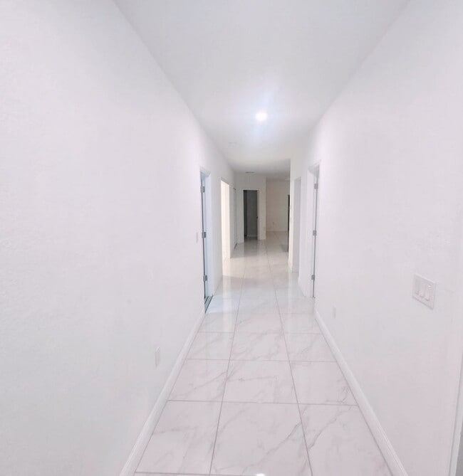 Photo - MUST SEE -2/2/1+OPEN DEN-DUPLEX IN GREENBR...