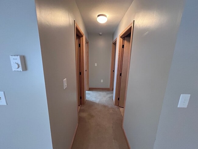 Photo - 545 4th Ave SW